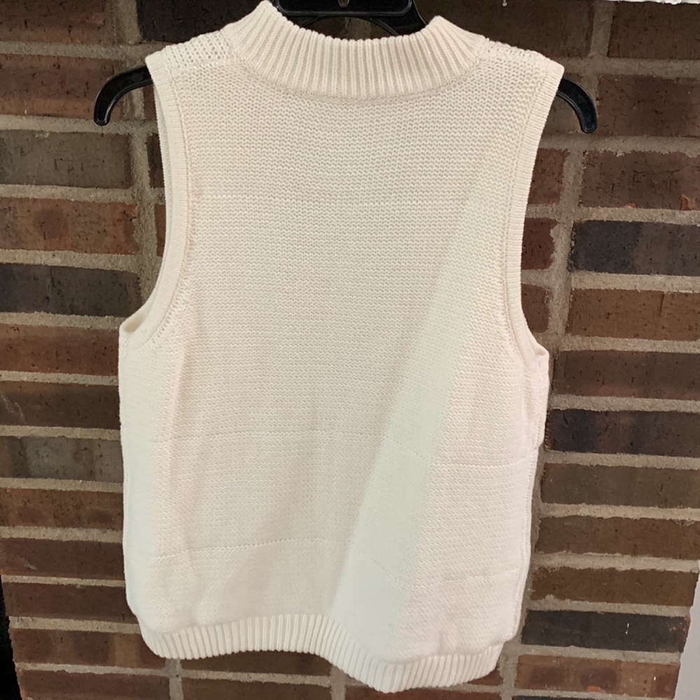 Women’s Maurice’s cable knit cream vest, small - Picture 7 of 7